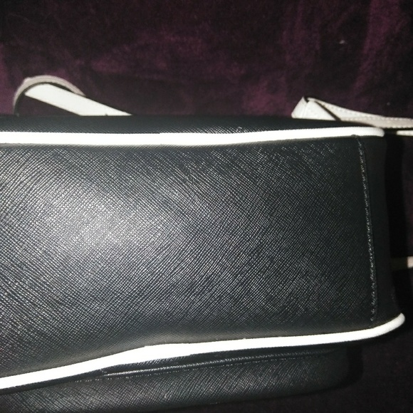 Guess Back Pack Purse - Picture 3 of 6